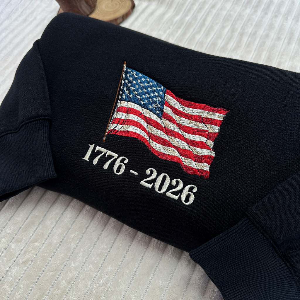 Retro USA 250 Flag Embroidered Sweatshirt